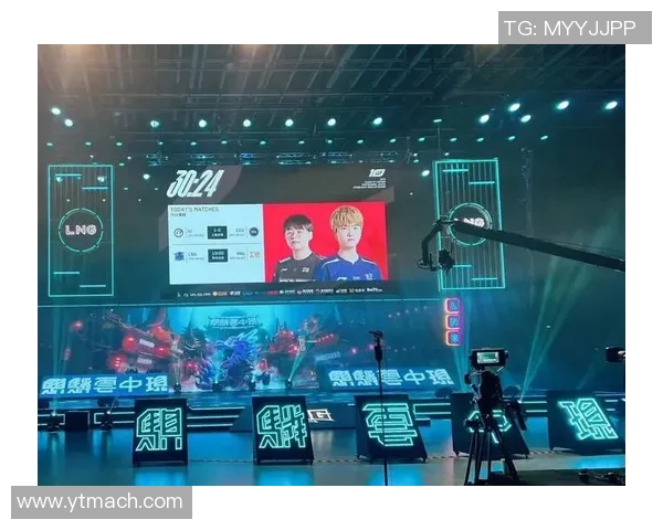 电竞比分独家解析LNG团队协作优势与对手的深度对比分析